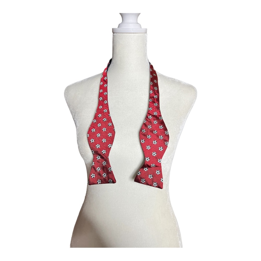 Brooks Brothers Men's Reversible Bow Tie Soccer Europe Red Blue Novelty